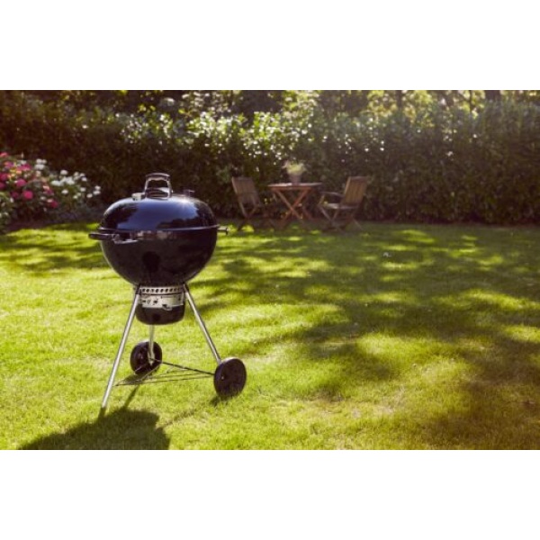 Weber Master-Touch GBS 57 cm